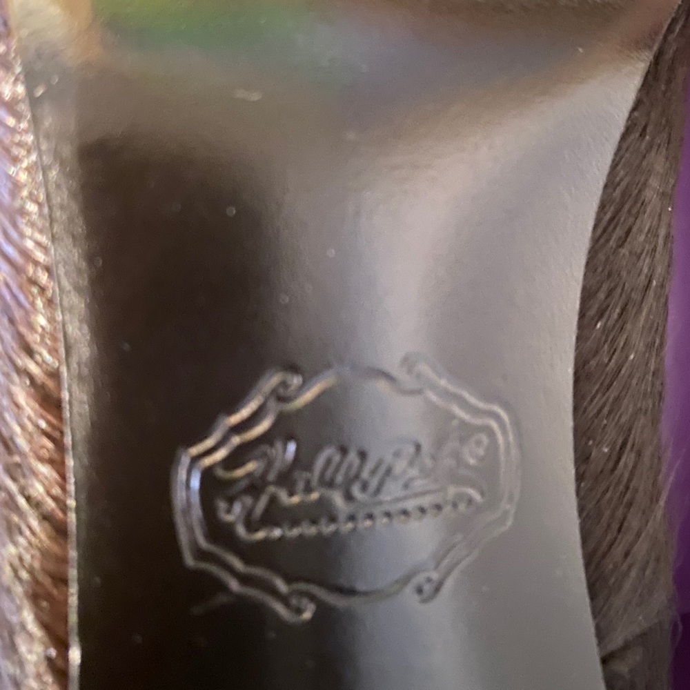 Black leather (“pony hair”) pointy toed high heeled pumps Size 7.5M. - Picture 7 of 11